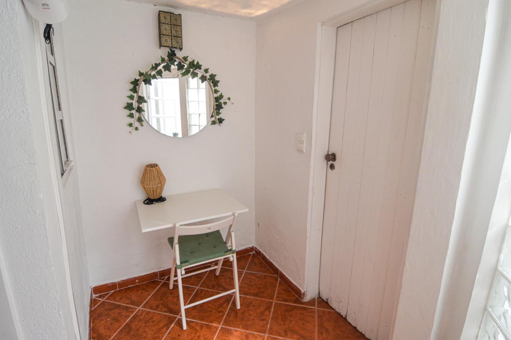 Shared Apartment With Bright Private Patio In Lisboa Exteriér fotografie